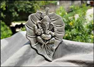 Ganesh Hanging